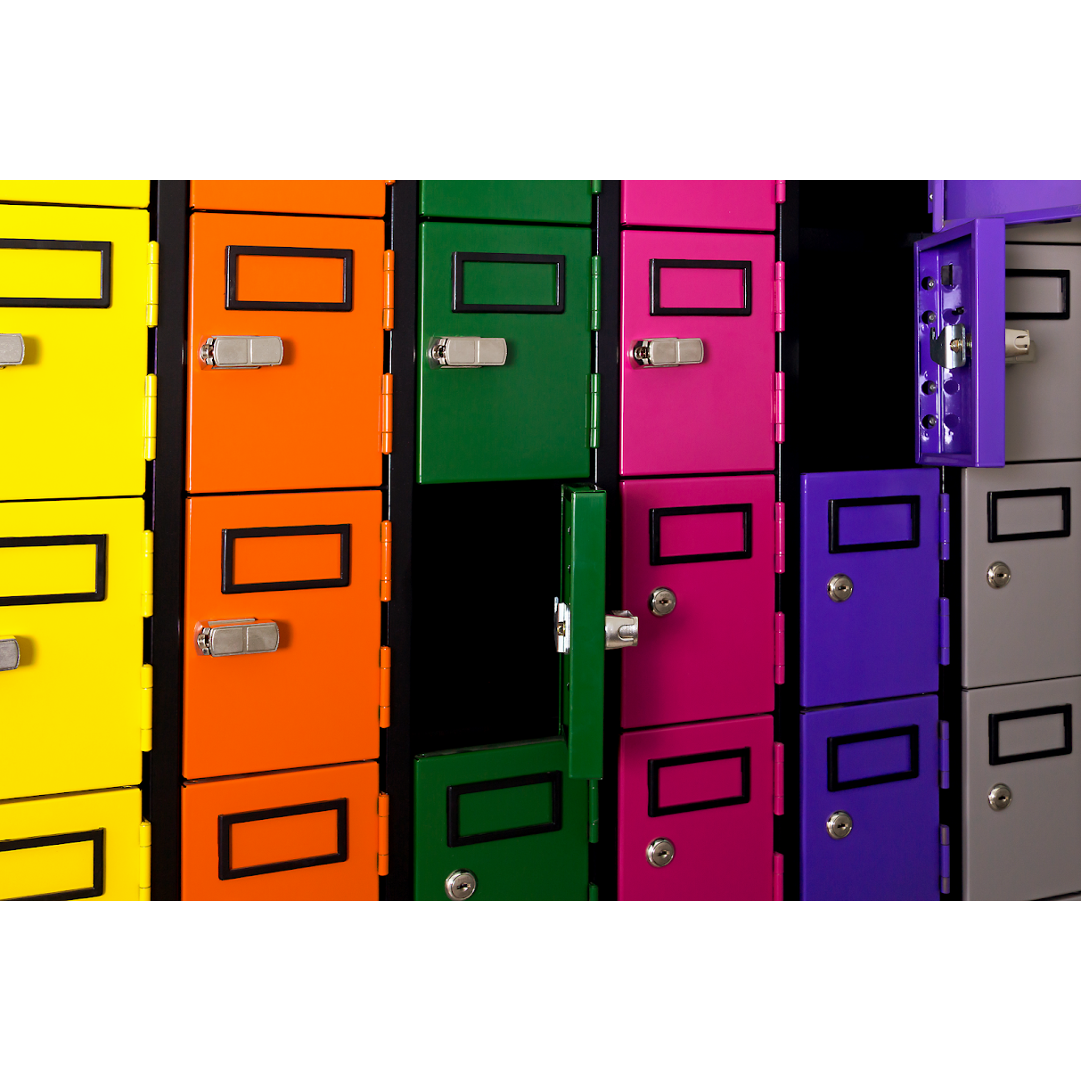 30 Door Steelco Mobile Phone Locker – Smart Office Furniture