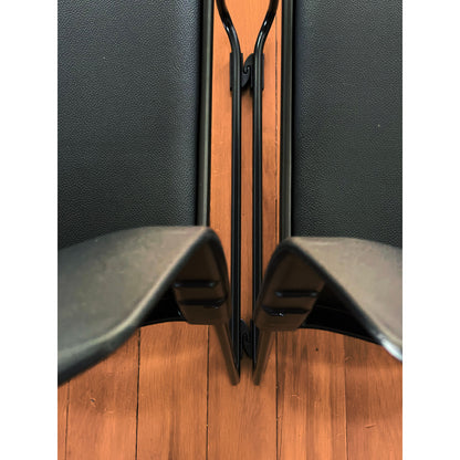 Buro Maxim w/ Black Frame Chair