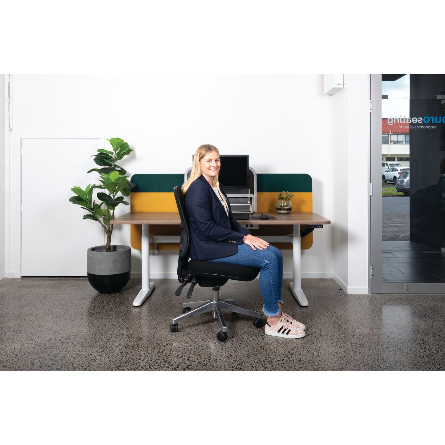 Buro Metro II Mesh Back Chair - Aluminium Base