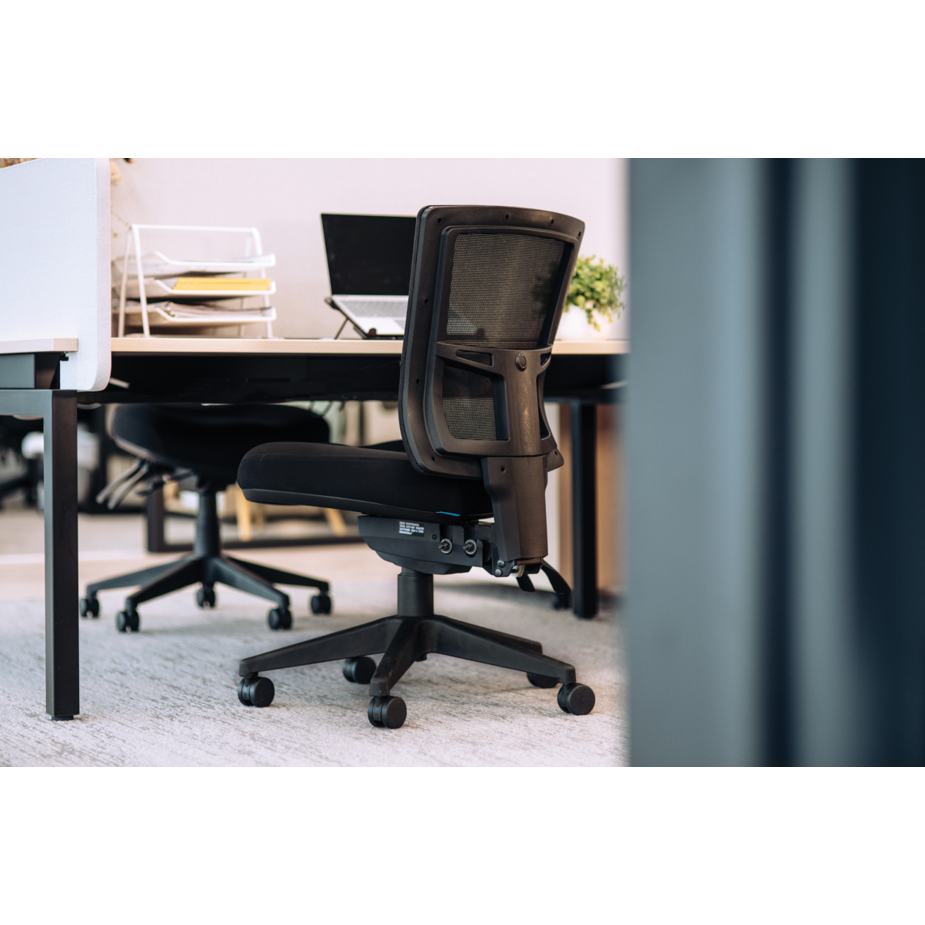 Buro Metro II Mesh Back Chair - Nylon Base