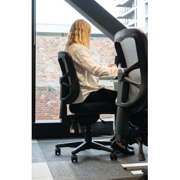 Buro Metro Mesh Back Chair - Nylon Base
