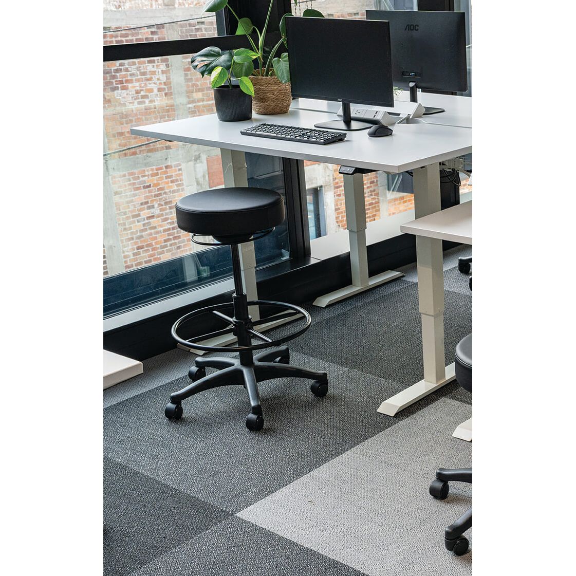 Buro Polo Drafting Stool