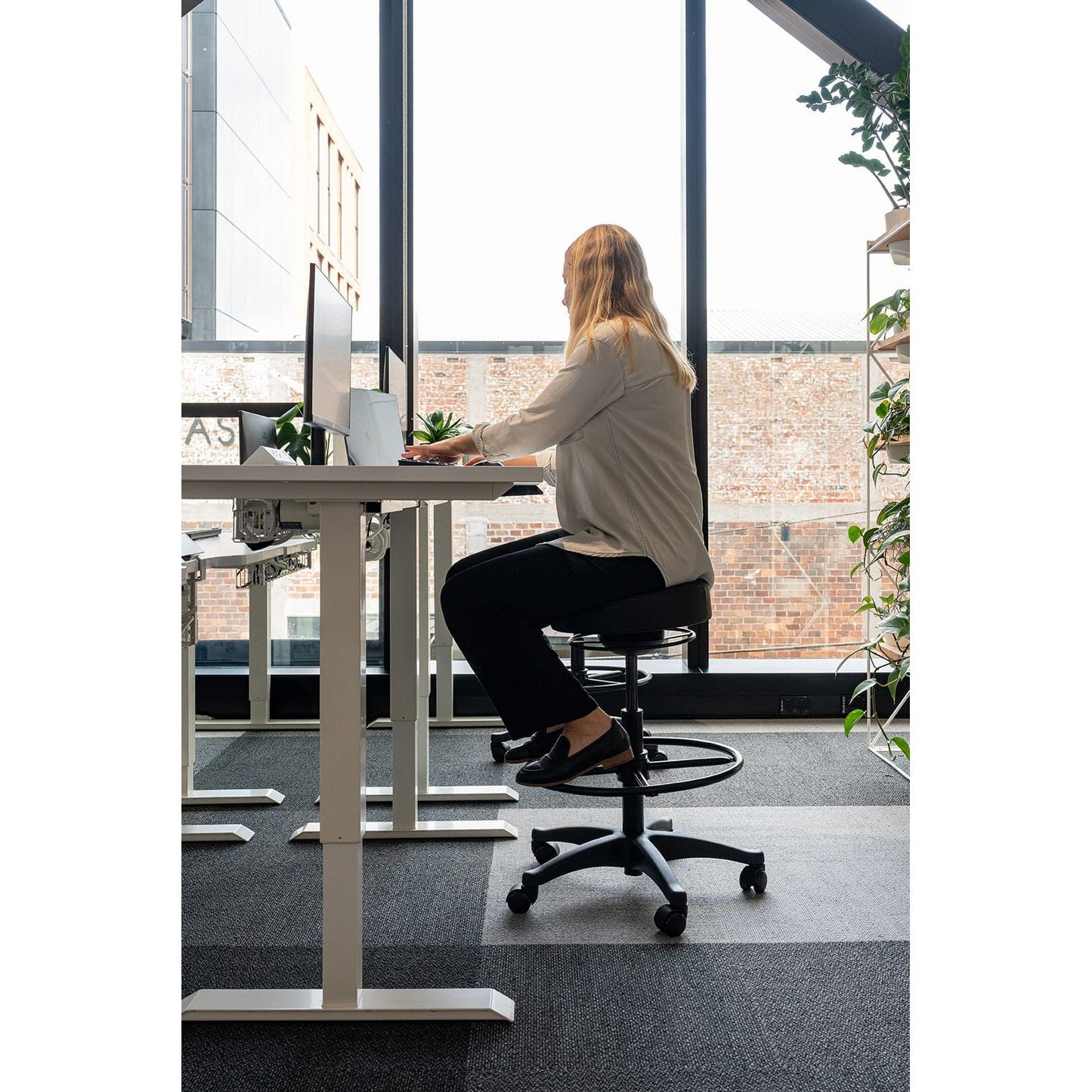 Buro Polo Drafting Stool