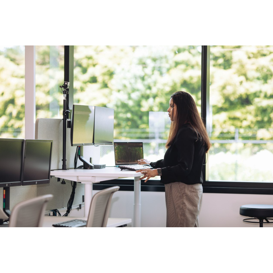 Buro Syntra Height Adjustable Desks 1500 & 1800 Range