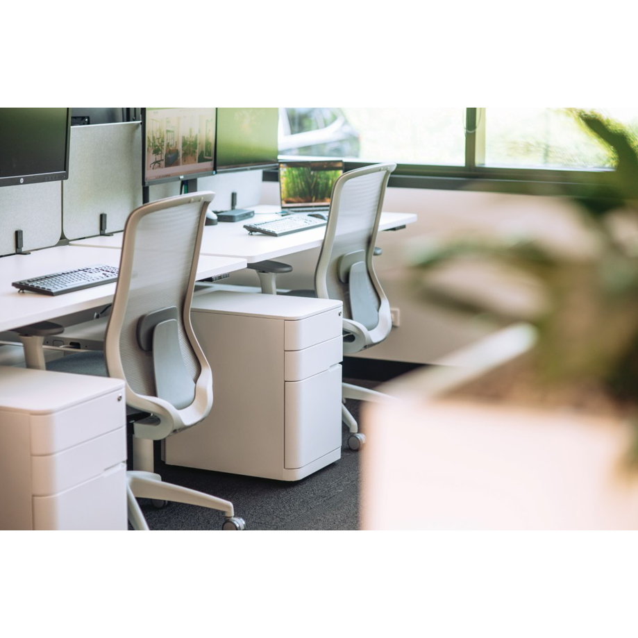 Buro Syntra Height Adjustable Desks 1500 & 1800 Range