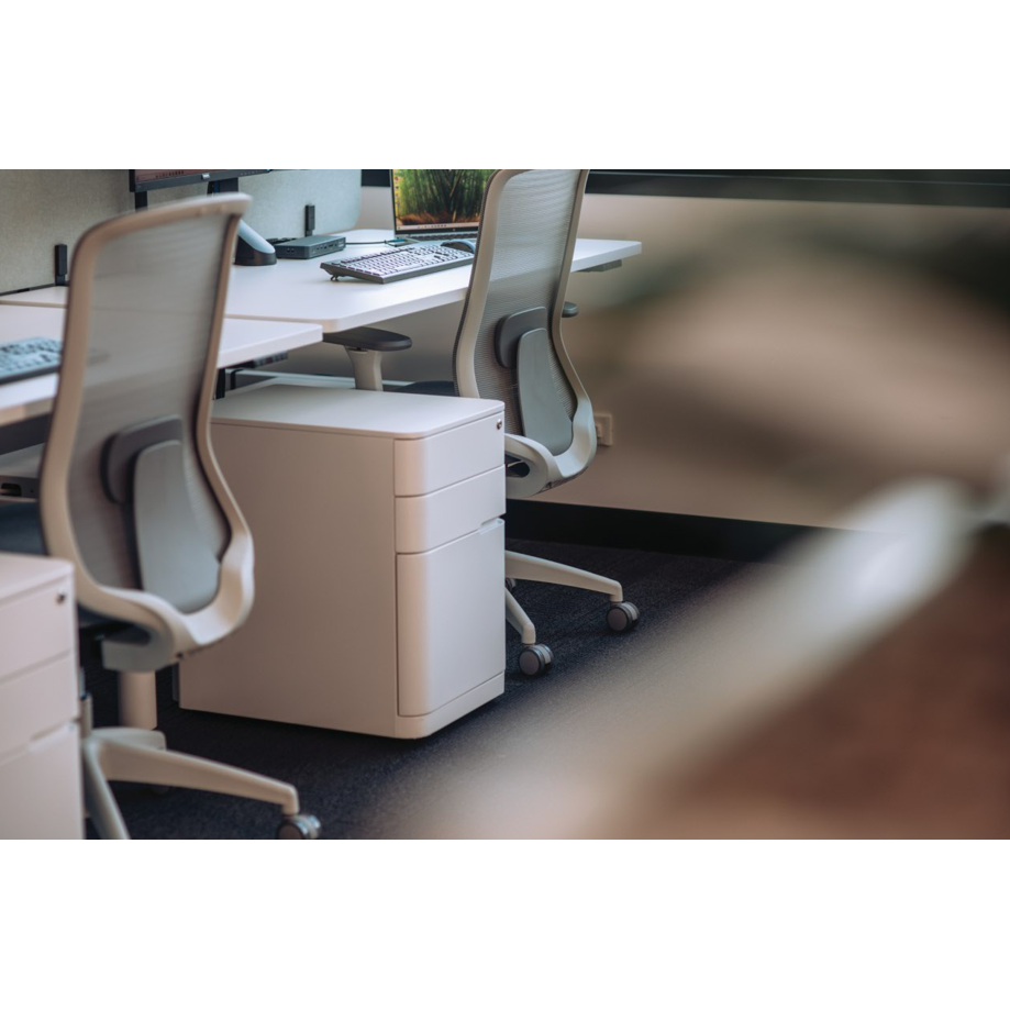 Buro Syntra Height Adjustable Desks 1500 & 1800 Range