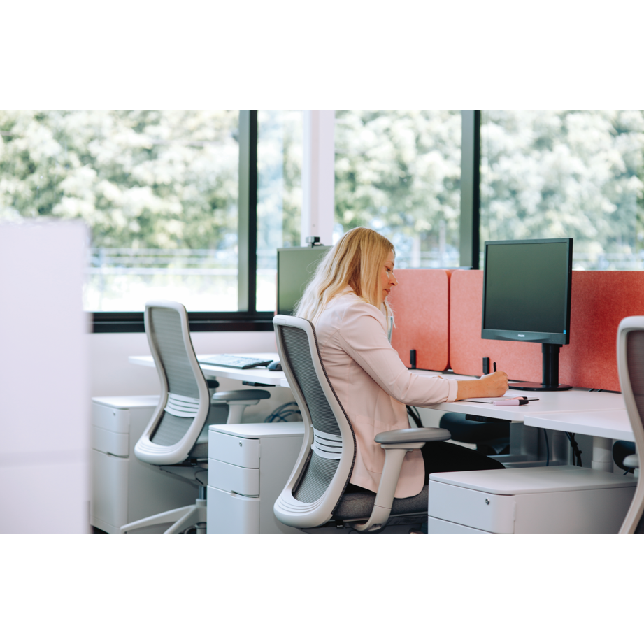 Buro Syntra Height Adjustable Desks 1500 & 1800 Range