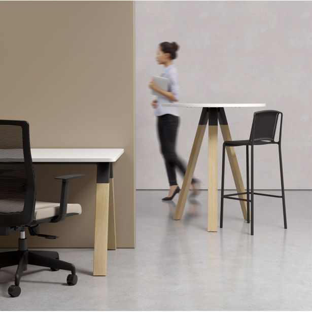 Knights Ligna Fixed Desk Scallop & 30mm Radius Corners 1500, 1600, 1800 & 2000 Range