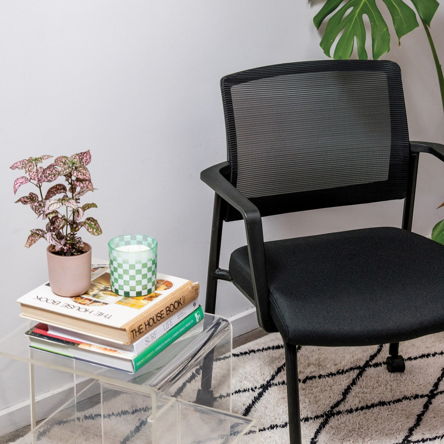 Mondo Molti Visitor Chair