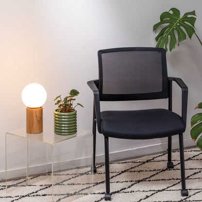 Mondo Molti Visitor Chair