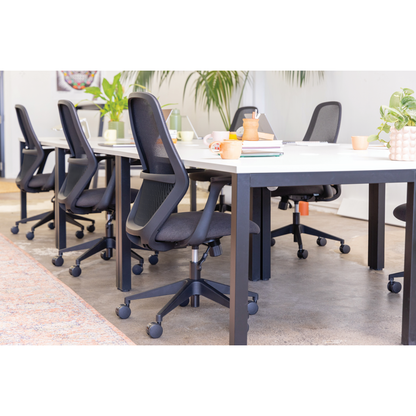 Mondo Soho - Black Mesh Back Chair w/ Arms