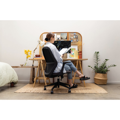 Mondo Soho - Black Mesh Back Chair w/ Arms